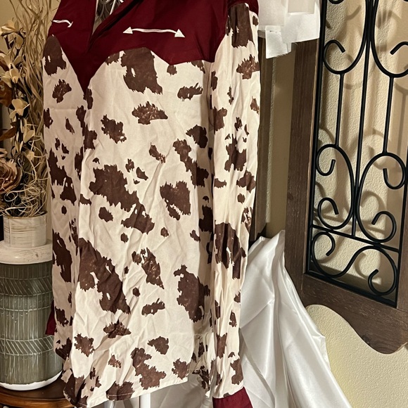 Cruel Girl Maroon and Cream Western Blouse - Picture 2 of 6